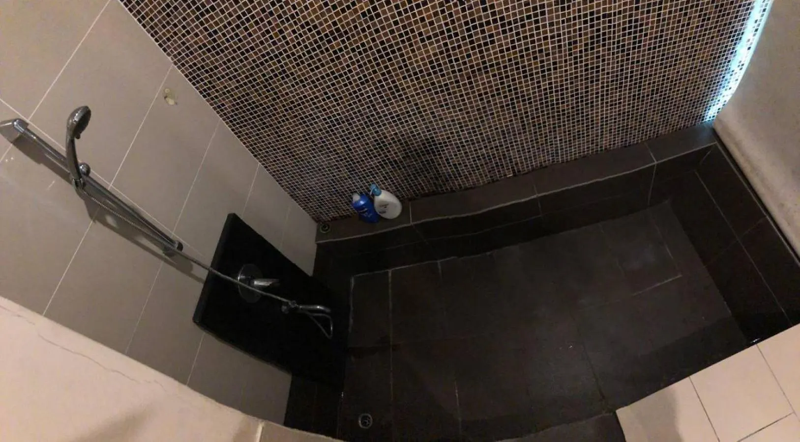 Backpackers Cozy Apartment Bukit Bintang Kuala Lumpur